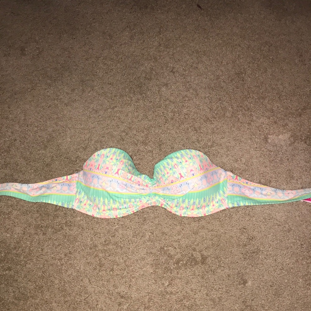 Victoria’s Secret Bikini top